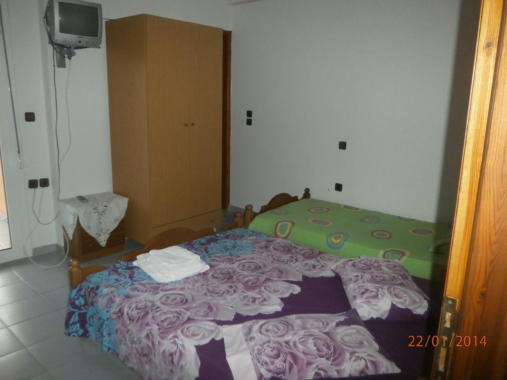 Ioannis Avrades Apartments 阿吉坎普斯 客房 照片