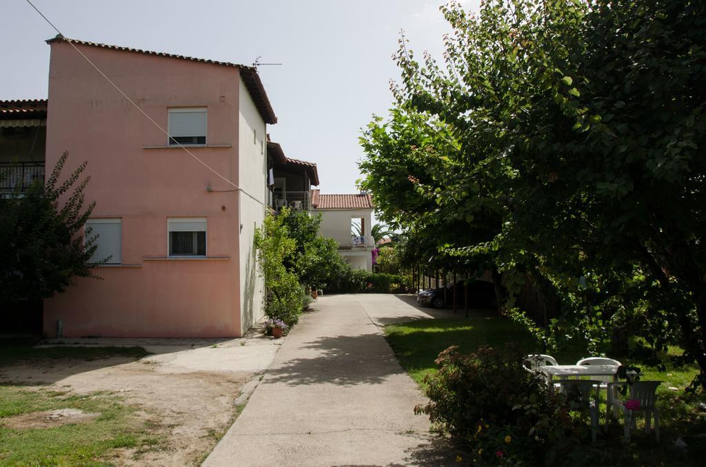 Ioannis Avrades Apartments 阿吉坎普斯 外观 照片