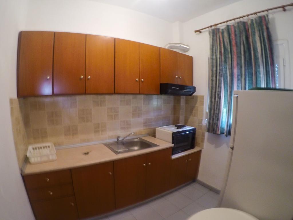 Ioannis Avrades Apartments 阿吉坎普斯 外观 照片